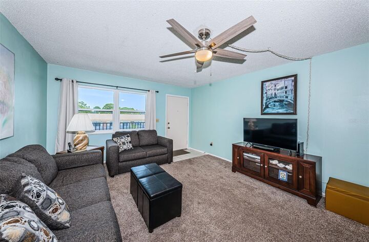 Property Photo:  5969 Terrace Park Drive N 304  FL 33709 