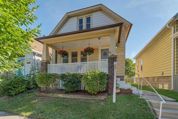 3164 S Griffin Ave  Milwaukee WI 53207 photo