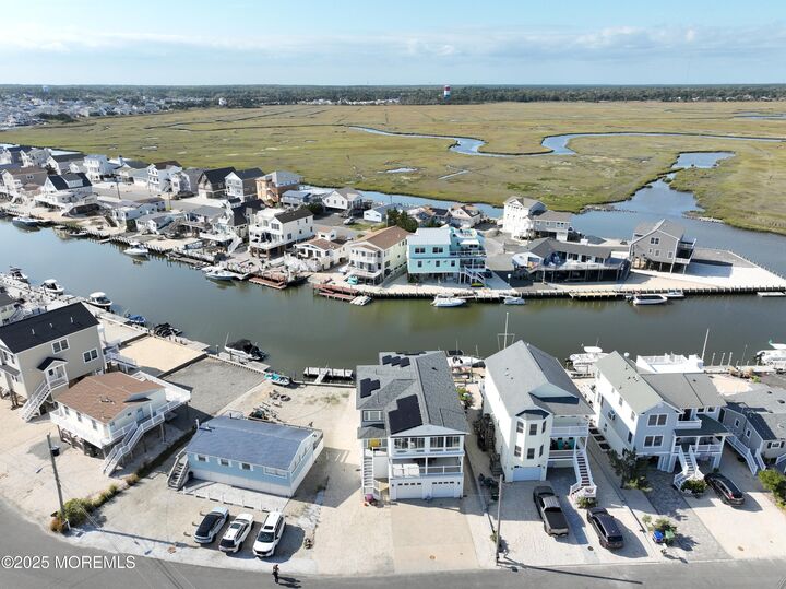 Property Photo:  267 Heron Road  NJ 08087 