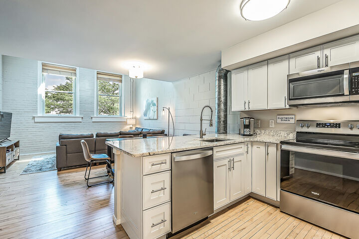 Property Photo:  223 E Ann Street  MI 48104 