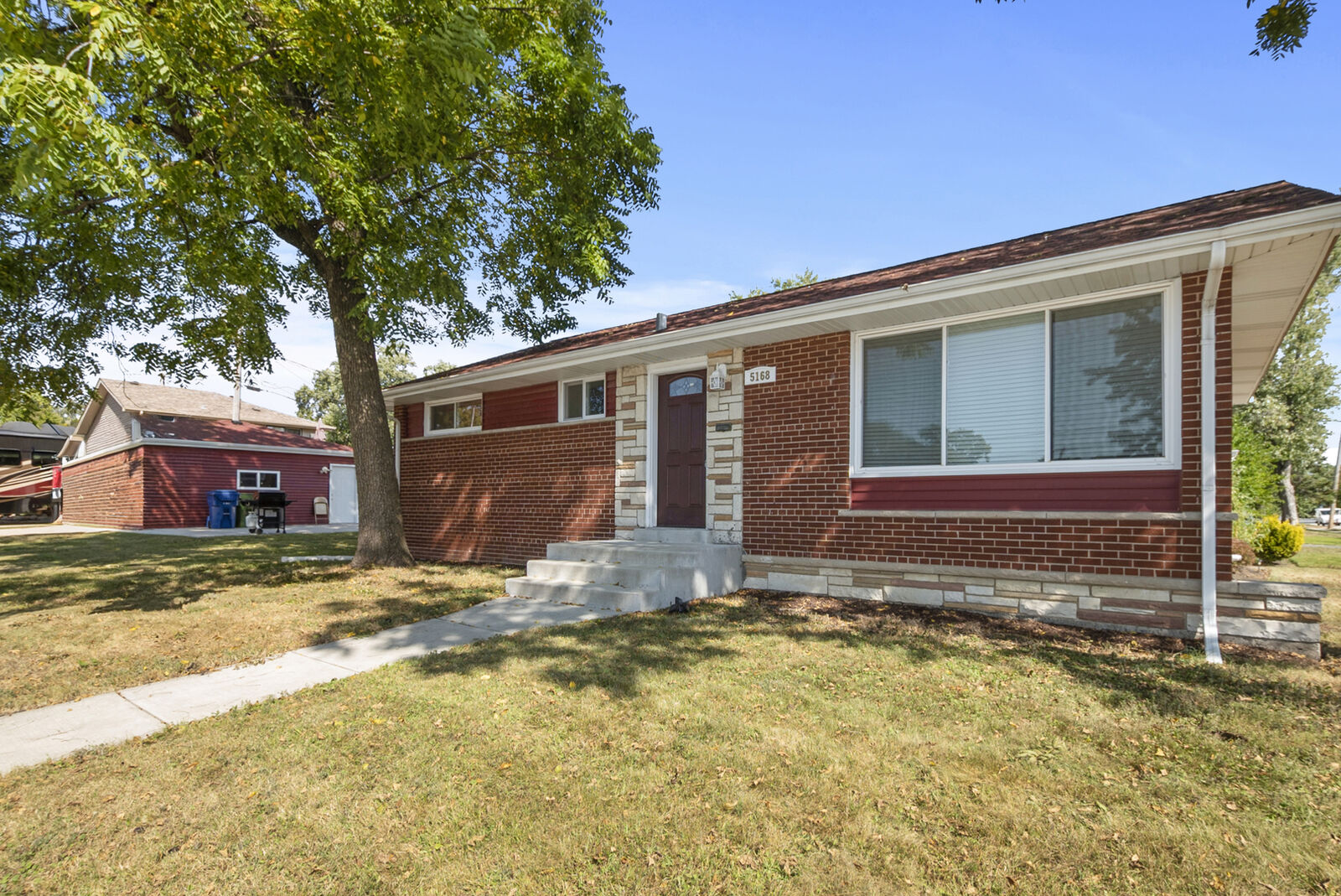 Property Photo:  5168 W 99th Street  IL 60453 