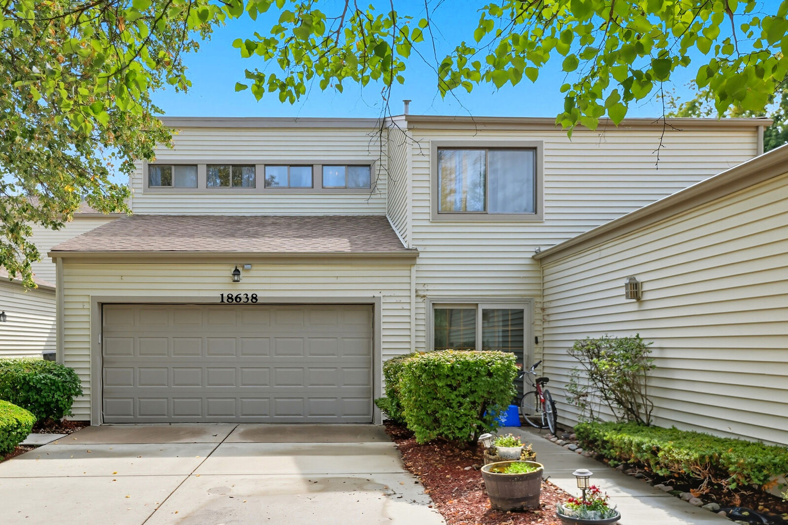 Property Photo:  18638 Golfview Drive  IL 60429 