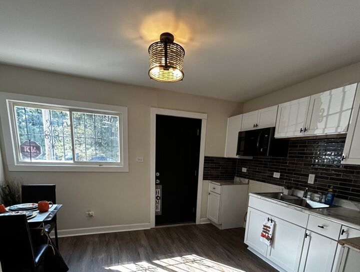 Property Photo: 1130 E 81st Street A IL 60619