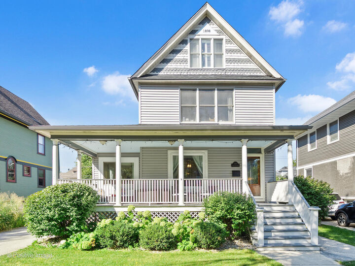 54 N Ashland Avenue  La Grange IL 60525 photo