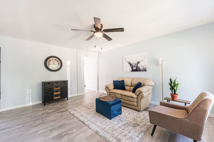 Property Photo: 1537 Hulmes Drive IL 60115