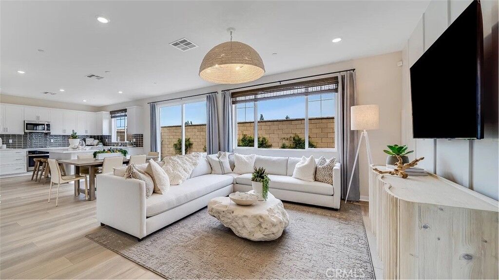 Property Photo:  3262 Floral Paseo  CA 91761 
