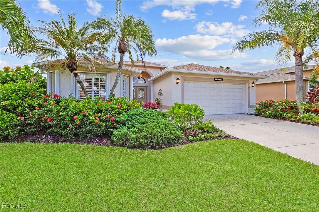 Property Photo:  14164 Montauk Lane  FL 33919 