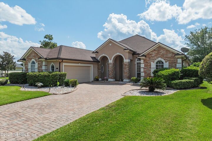 Property Photo:  1016 Green Pine Circle  FL 32065 