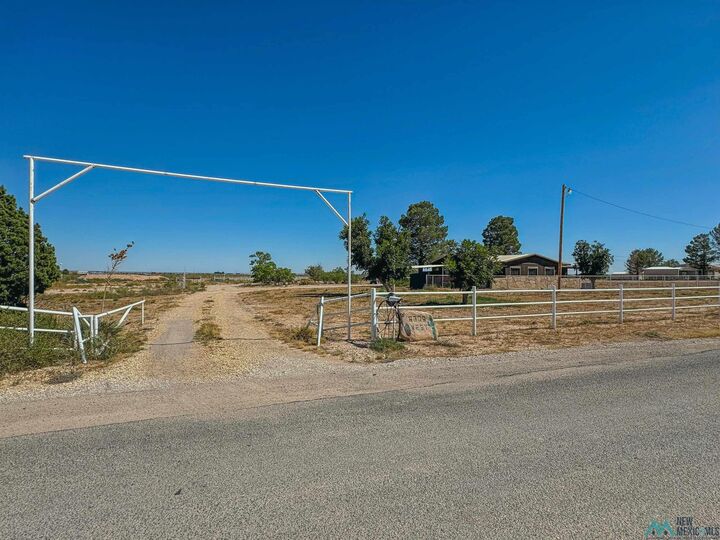 Property Photo: 6306 Vest Road NM 88220