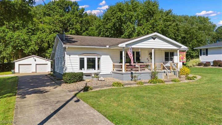 953 Braun Road  Belpre OH 45714 photo