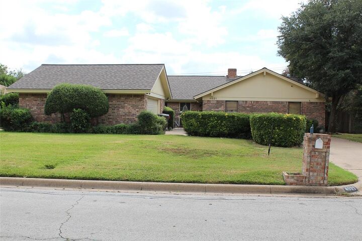 Photo de la propriété: 4021 Toledo Avenue TX 76133