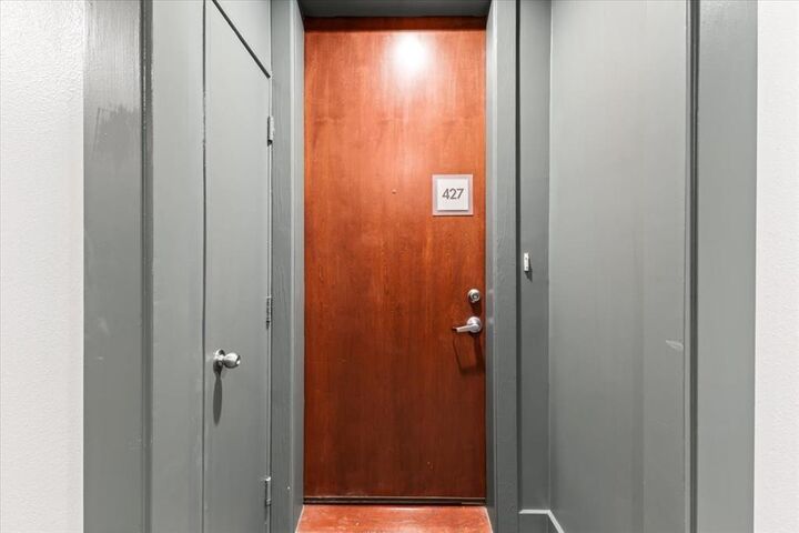 Photo de la propriété: 5055 Addison Circle 427 TX 75001