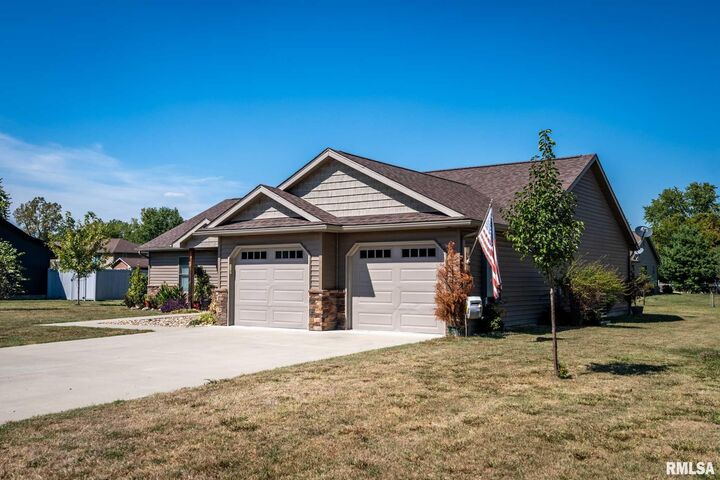Property Photo:  1205 Wildflower Lane  IL 62948 