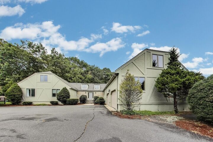 Property Photo:  17 Royal Ct  MA 02062 