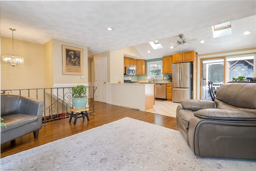 Property Photo: 31 Harjean Rd MA 01821