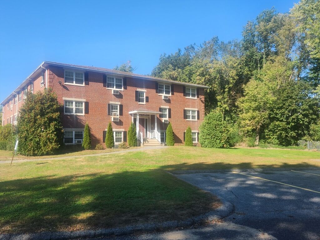 Property Photo:  135 Union Street 35  MA 01453 