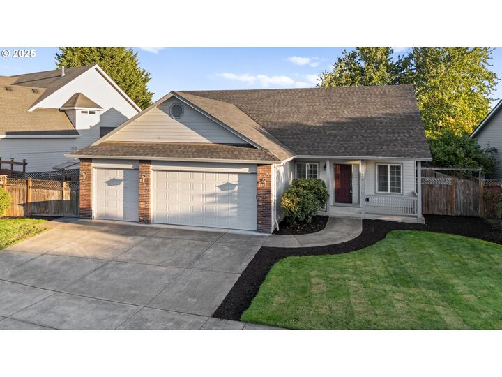 456 Naismith Blvd  Eugene OR 97404 photo