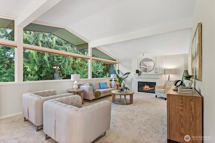 Property Photo:  10824 SE 23rd Street  WA 98004 