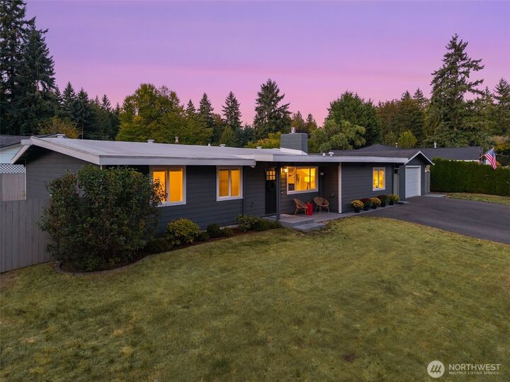 Property Photo:  20904 NE 91st Street  WA 98053 