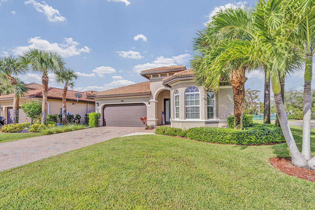 Property Photo: 7077 Damita Drive FL 33463