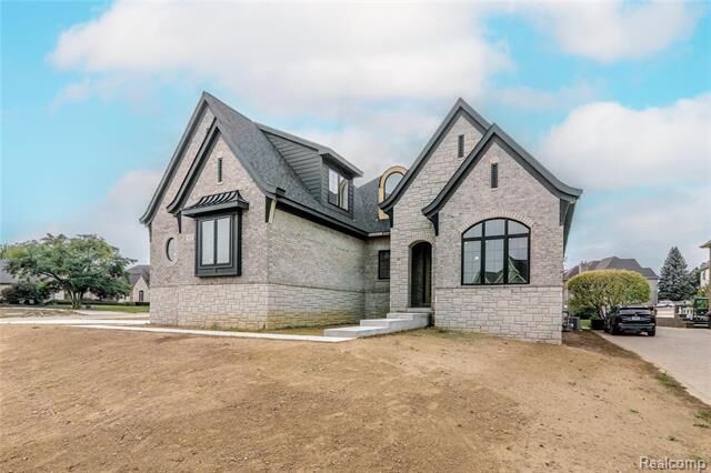 Property Photo:  54237 Trieste Court  MI 48316 