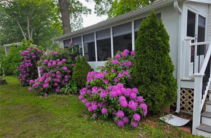 118 Dunns Corner Road  Westerly RI 02891 photo