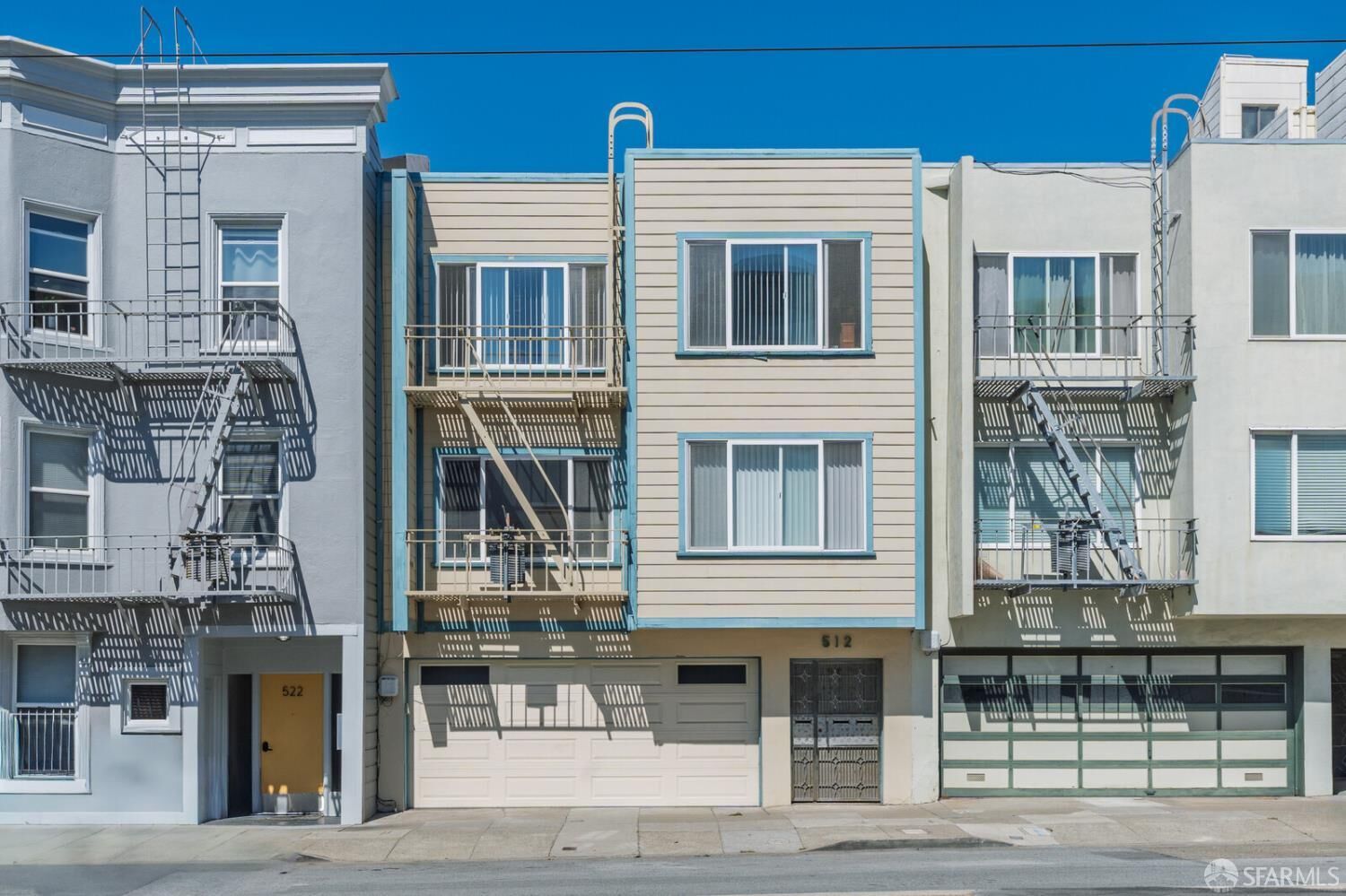 Property Photo:  512 Judah Street  CA 94122 