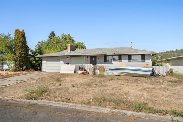 Property Photo:  4017 E Buckeye Ave  WA 99217 