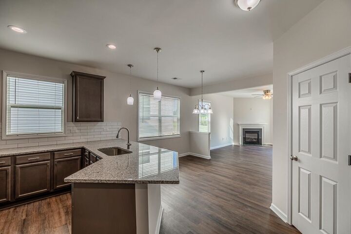 Property Photo: 6 Ashborne Lane SC 29681