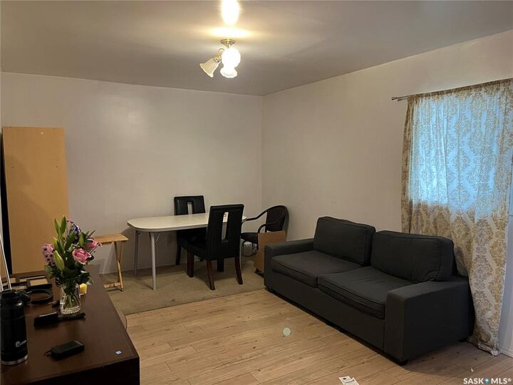 Property Photo:  345 19th Street E  SK S6V 1J8 