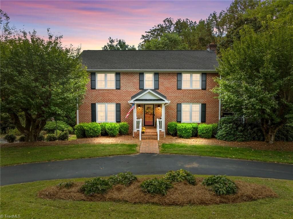 Property Photo: 147 Beechtree Circle NC 27030