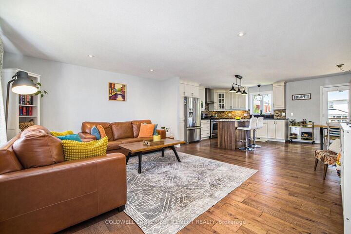 Photo de la propriété: 14 McDonald Street ON K7A 1L1