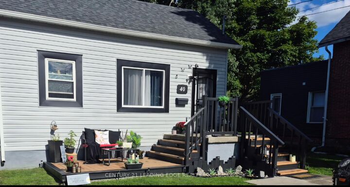Property Photo:  40 St Patrick Street  ON K9V 1R2 