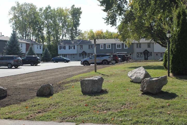 Property Photo:  Pl23 C1 Hochelaga Street  ON K1K 2E9 