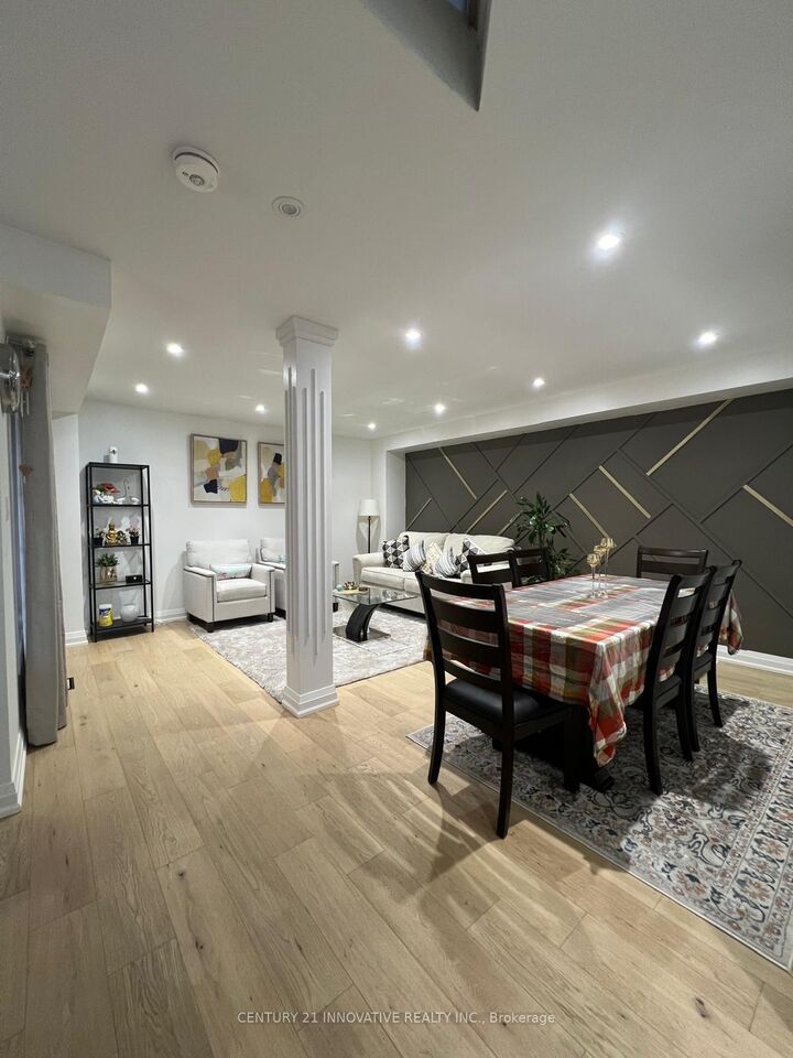 Property Photo: 25 Blacksmith Lane ON L1P 1N1