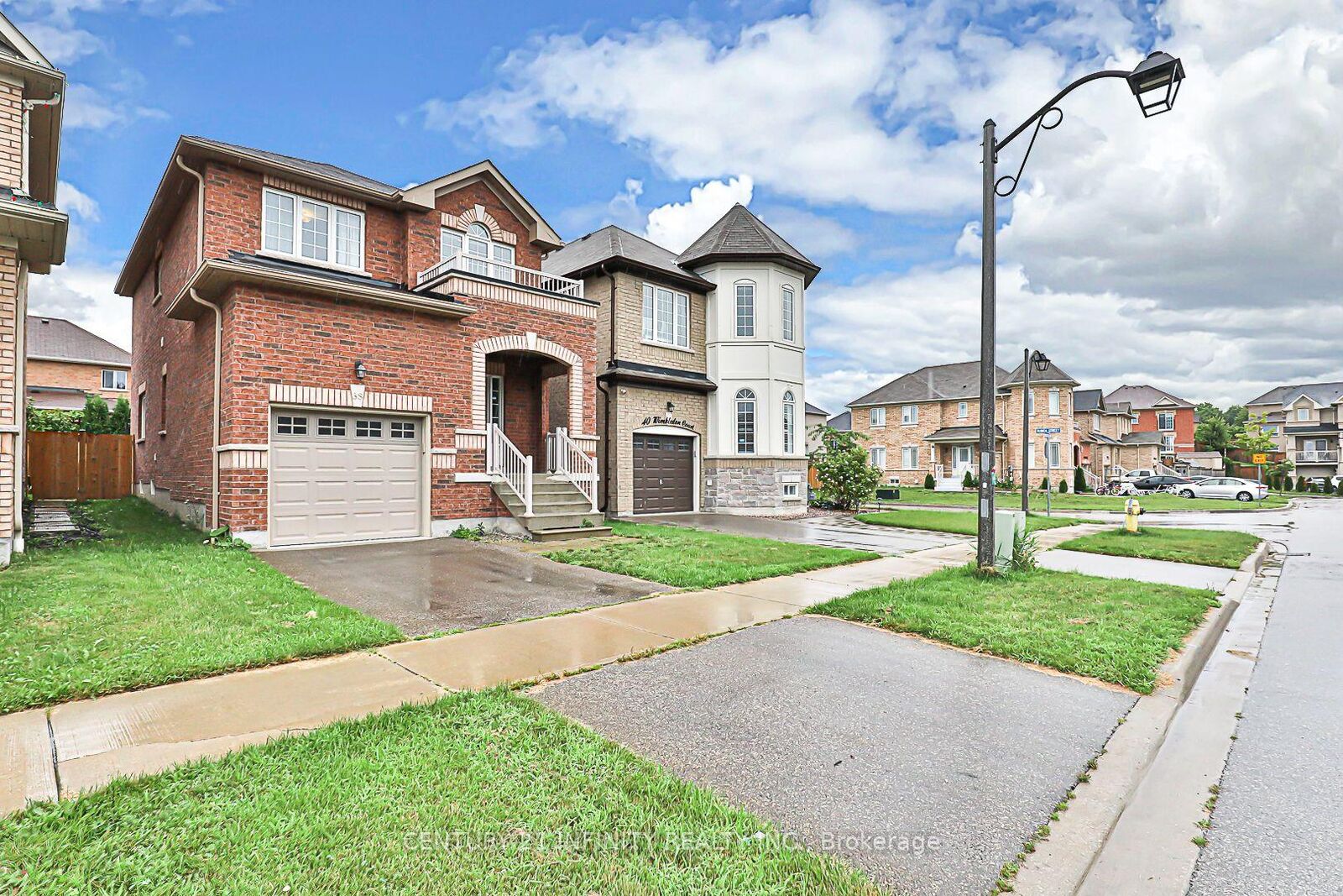 Property Photo: 38 Wimbledon Court ON L1P 0B7