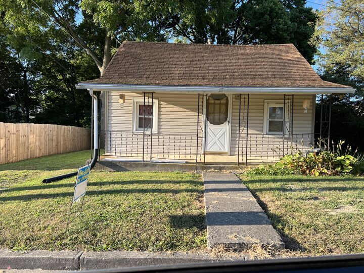 4 E 2nd Street  Christiansburg OH 45389 photo