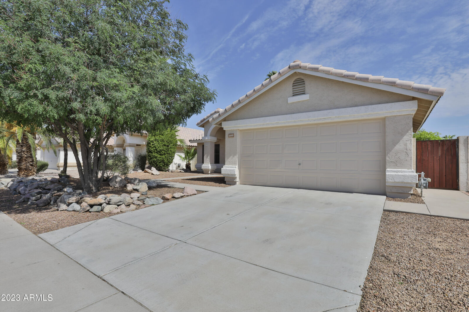 Property Photo:  1440 W Canary Way  AZ 85286 