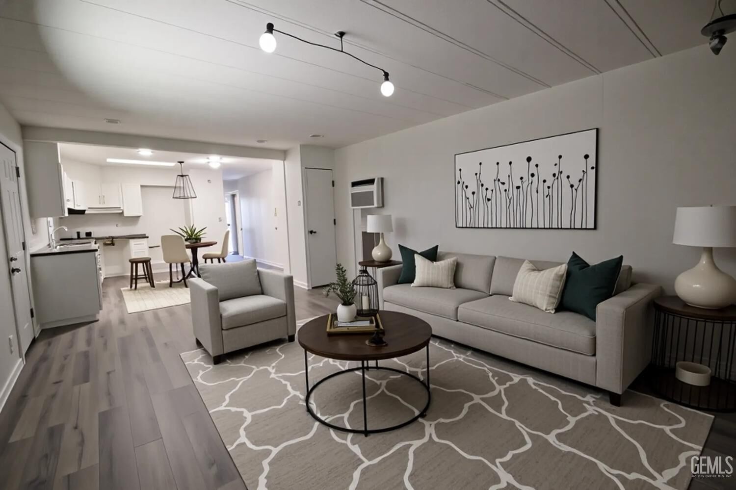 Property Photo:  501 Belmont Avenue 16  CA 93308 