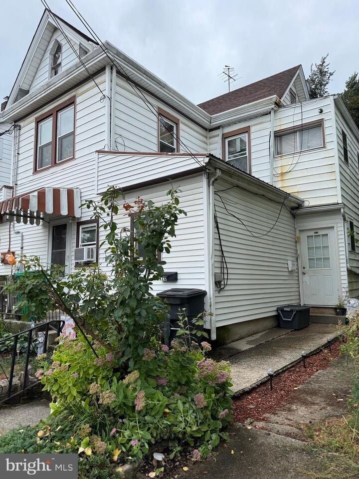 Property Photo:  410-412 N Pitt Street  PA 17013 