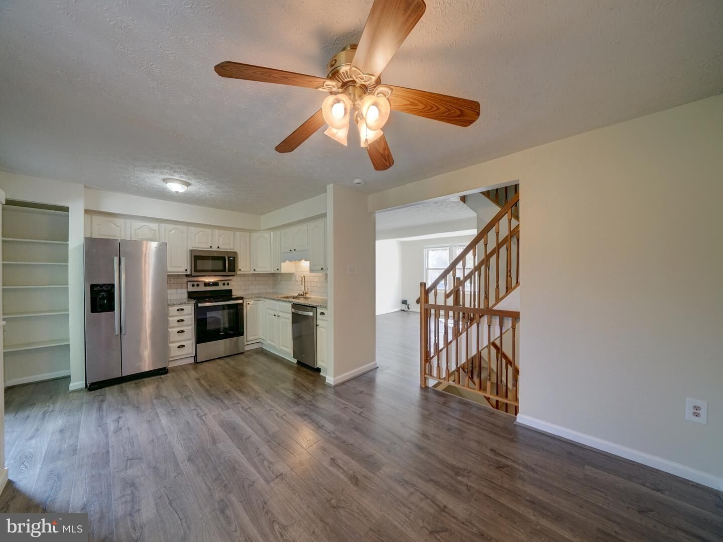 Property Photo: 10633 Delfield Court MD 20723