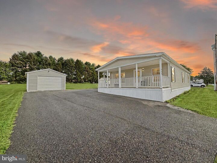 Property Photo:  334 Old Topton Road  PA 19539 