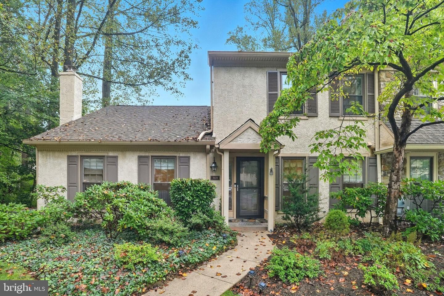 Property Photo:  1101 Weatherstone Drive 1101  PA 19301 