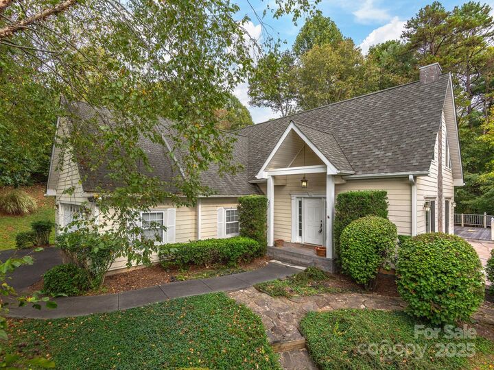 221 Wind Whisper Drive  Asheville NC 28804 photo