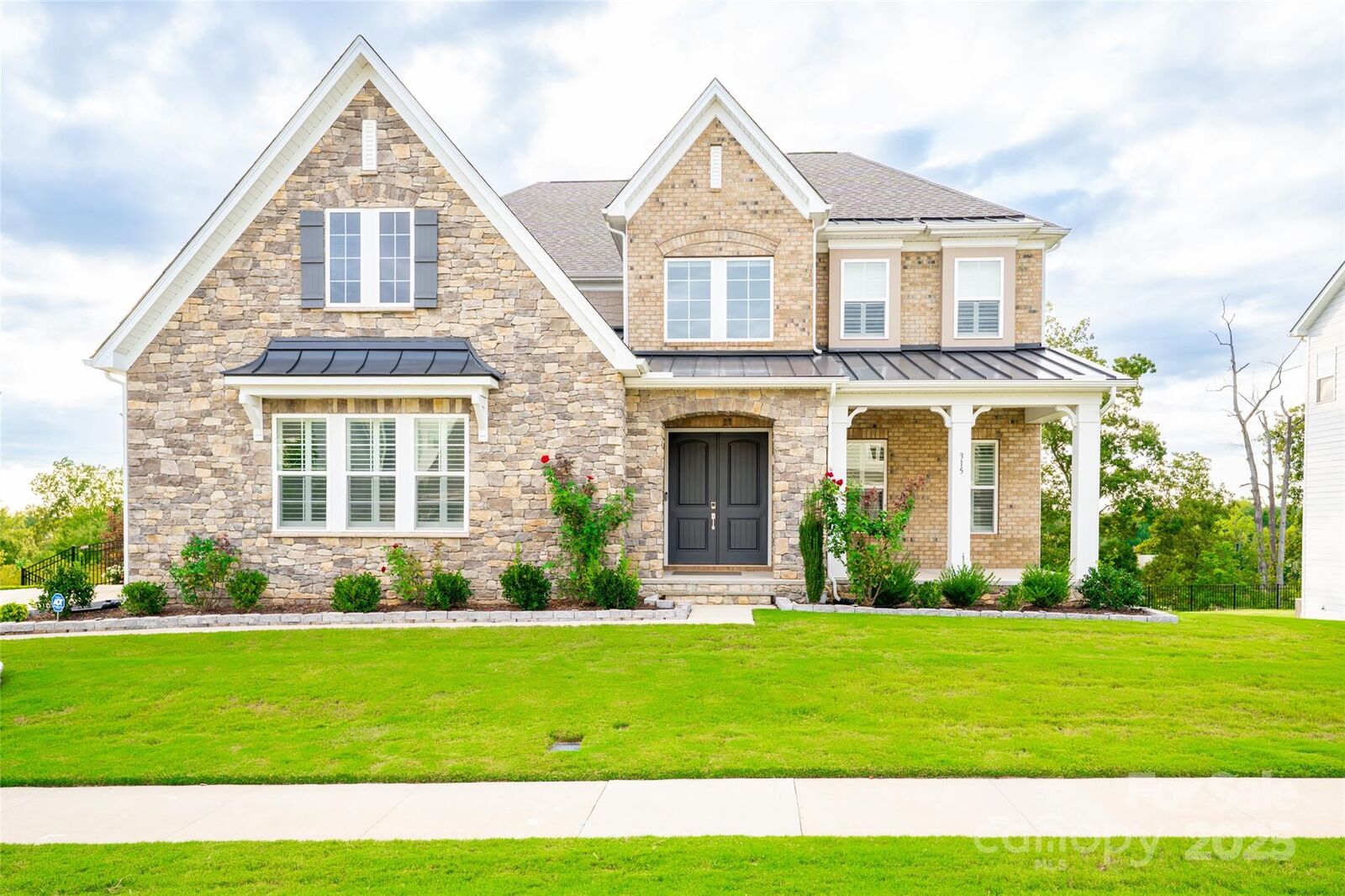 Property Photo:  315 W Waterlynn Road  NC 28117