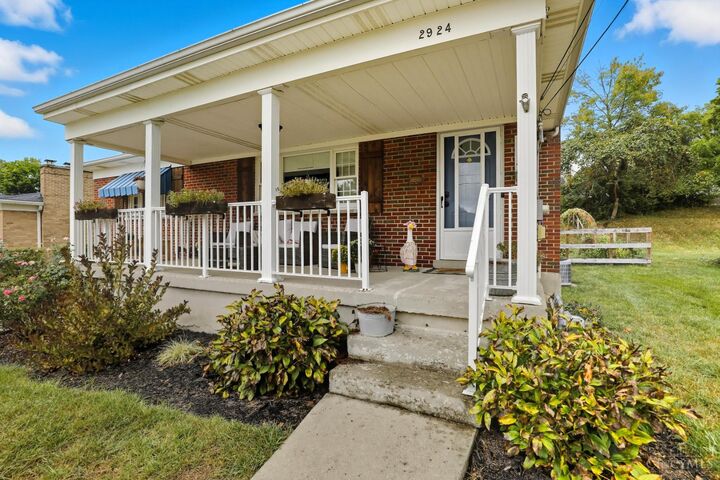 Property Photo:  2924 Welge Lane  OH 45248 