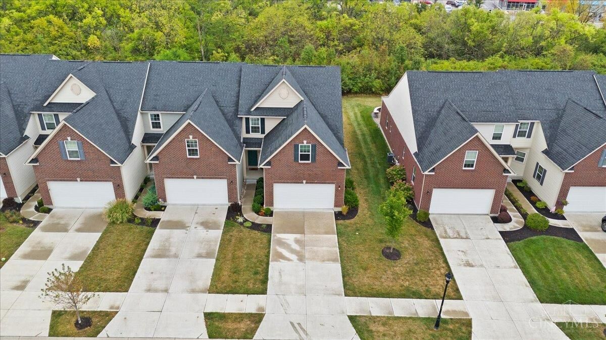 Property Photo:  7908 Pinnacle Point Drive  OH 45069 