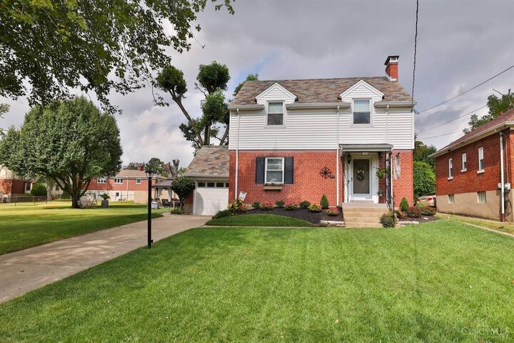 3020 Veazey Avenue  Cincinnati OH 45238 photo
