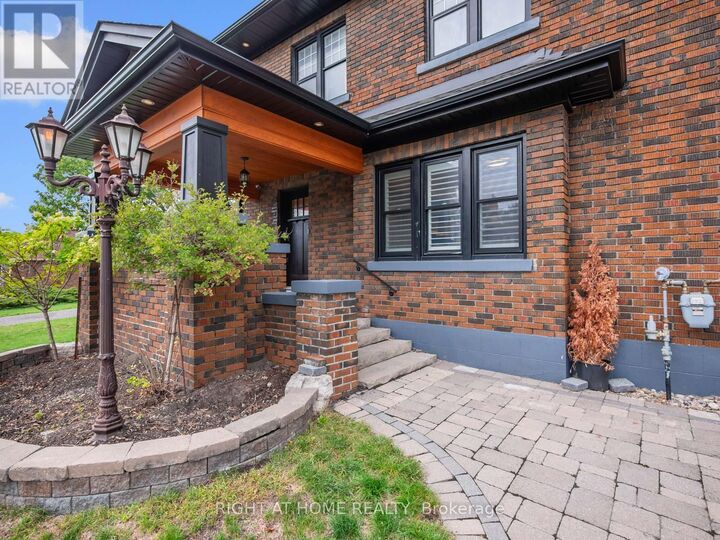 Property Photo:  300 William Street East  ON L1G 1K8 