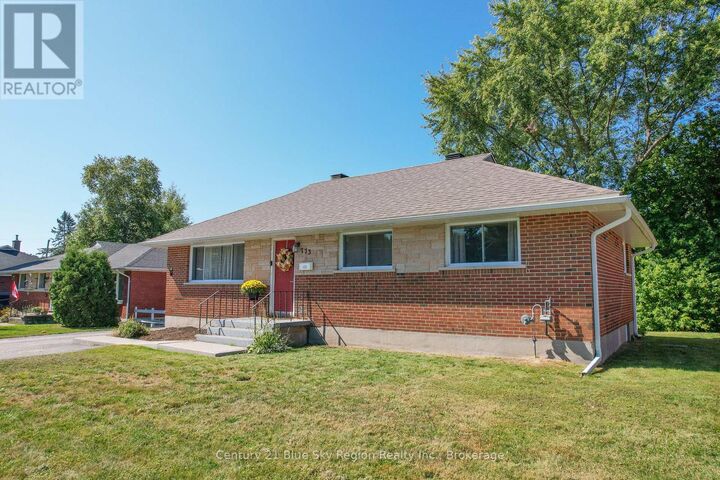 Photo de la propriété:  773 McKay Avenue  ON P1B 7W2 
